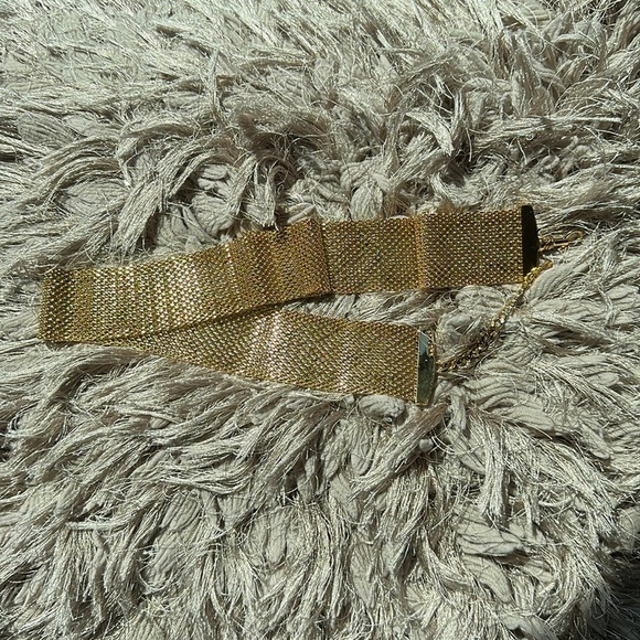 St. John vintage Gold Belt Designer 28 1/2 inch - Picture 2 of 8